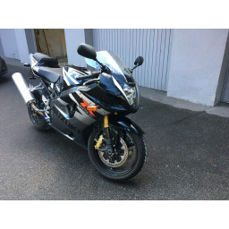 Замена батареи Suzuki GSXR 1000 K4
